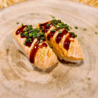 Salmón y Salsa Flameada